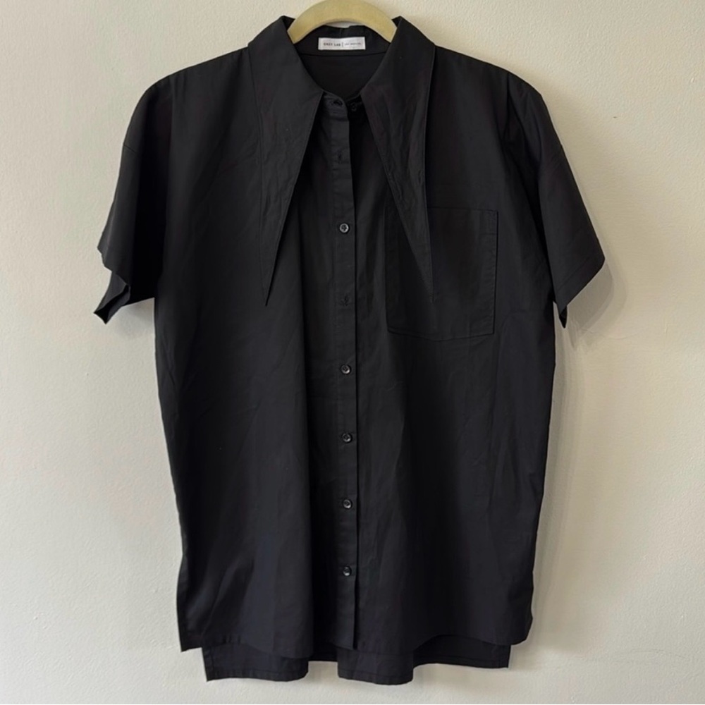 Grey Lab Black Pointed Dagger collar shirt